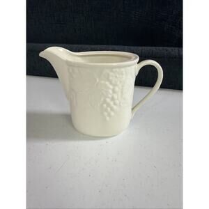 Mikasa Creamer Pitcher English Countryside White DP900 4” floral fruit gravy